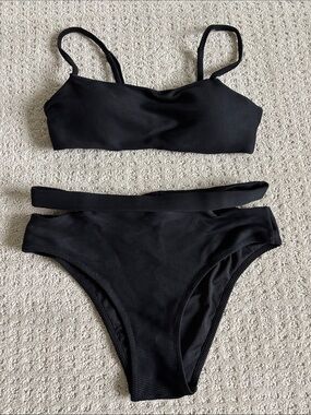 Envya Swimwear Black Ribbed Bikini Top Size XS, Bottom Size M